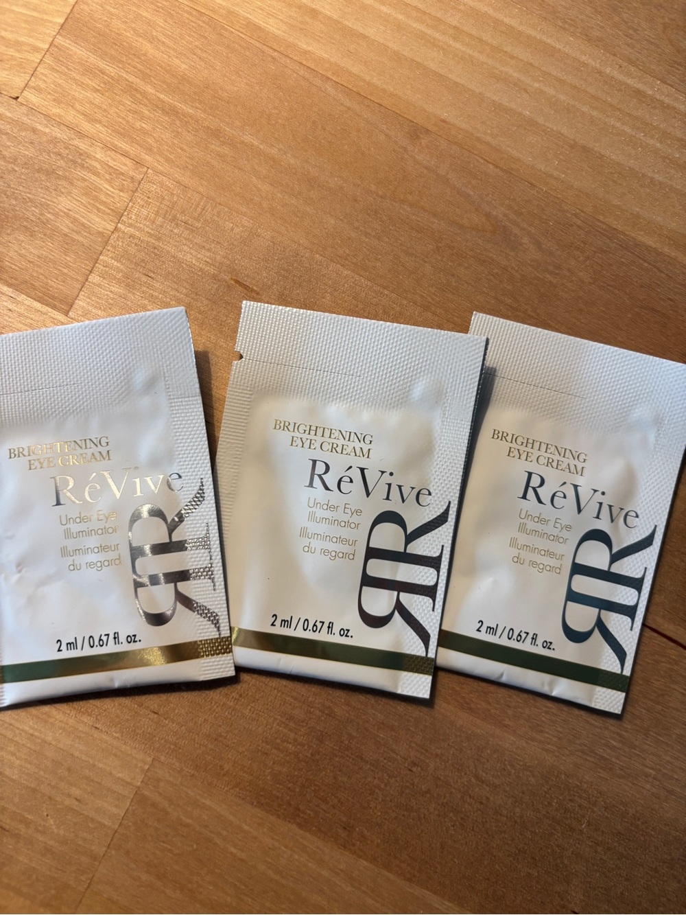 RéVive Under Eye Illuminator 4 Travel Size 2ml Each